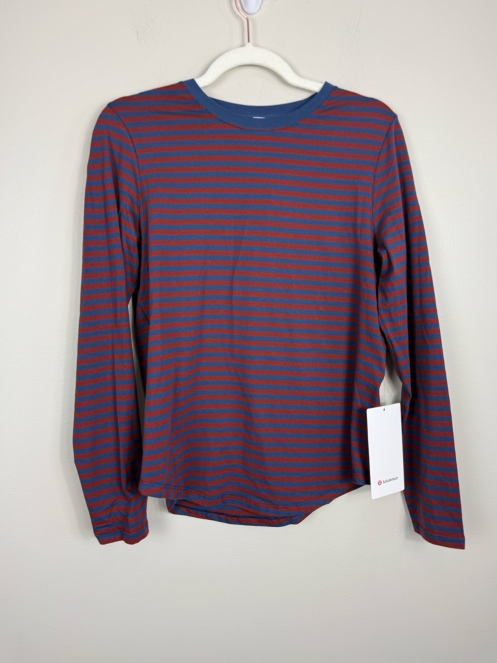 Lululemon Love Long Sleeve Womens 6 Red Blue Stripe Cotton LW3JG3S NWT Nautical - Picture 5 of 5